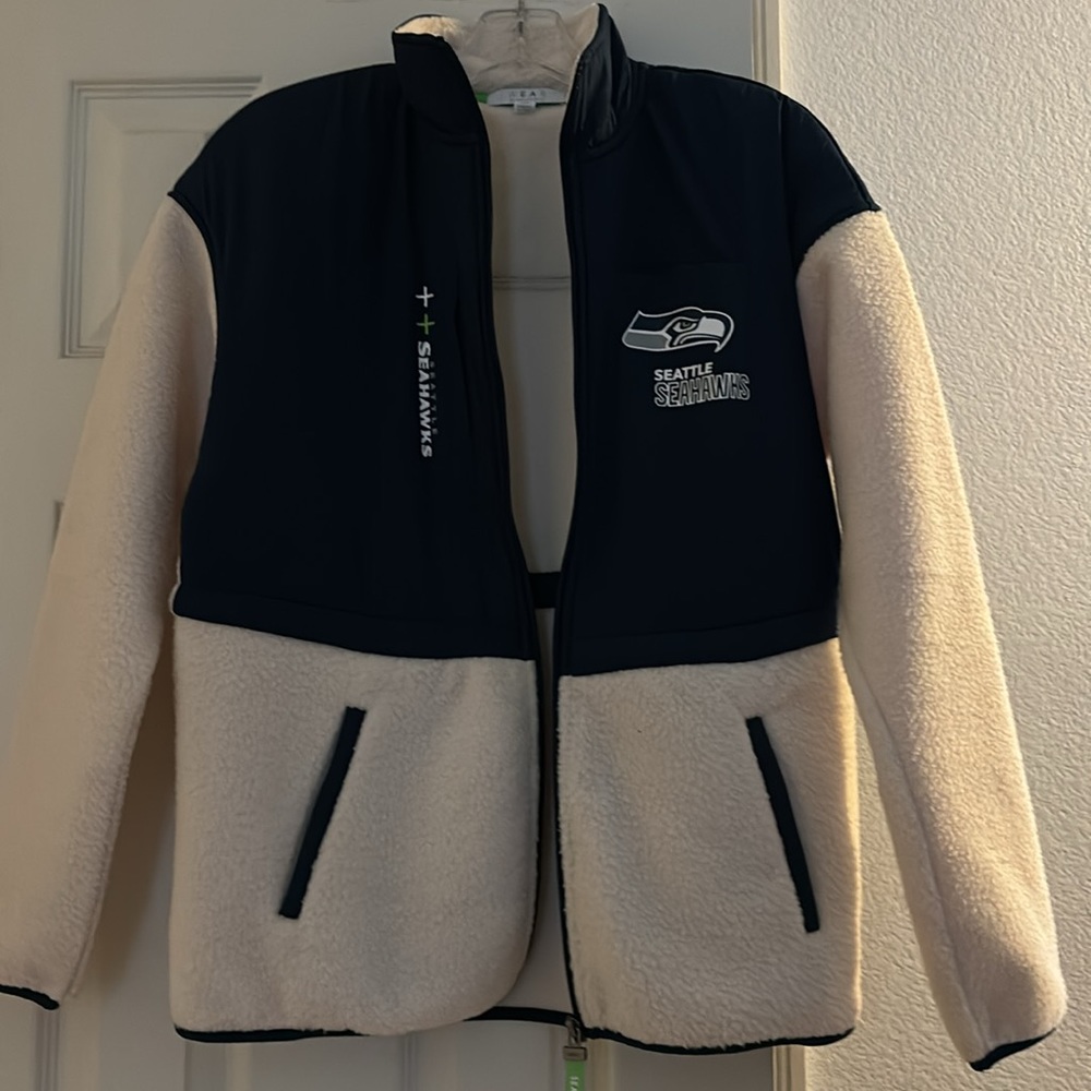 Seattle Seahawks Jacket - Picture 10 of 16